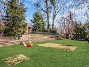 44 McCulloch Drive, Dix Hills NY 11746
