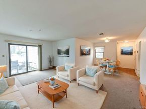209 Cabot Court S, Saint James NY 11780