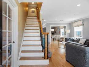 296 Euston Road S, Garden City NY 11530