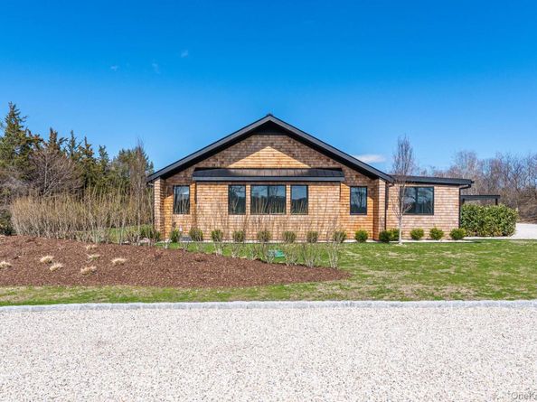 2050 Depot Lane, Cutchogue NY 11935