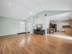 11 Mid Place, Bohemia NY 11716