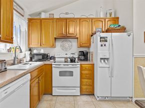 20 Beacon Street, Shirley NY 11967