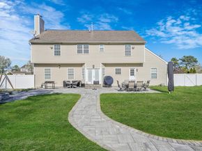 4 Jordan Drive, Medford NY 11763