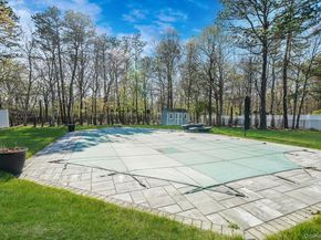 4 Jordan Drive, Medford NY 11763