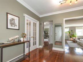90 Knightsbridge Road 4J, Great Neck NY 11021