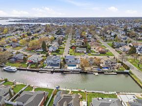 204 Bayview Avenue, Massapequa NY 11758