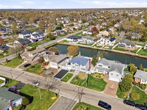 204 Bayview Avenue, Massapequa NY 11758