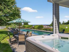 1 Pembroke Drive, Glen Cove NY 11542
