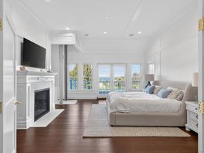 1 Pembroke Drive, Glen Cove NY 11542