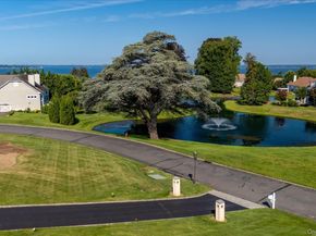 1 Pembroke Drive, Glen Cove NY 11542