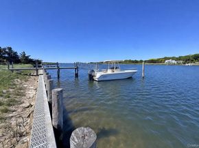 11 Pine Tree Lane, Westhampton NY 11977