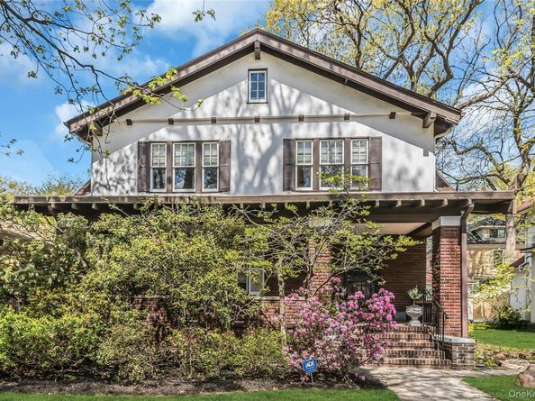 116 82nd Road, Kew Gardens NY 11415