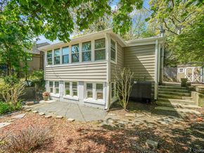 65 Woodlawn Road, Rocky Point NY 11778