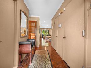 25 Windsor Gate Drive, North Hills NY 11040