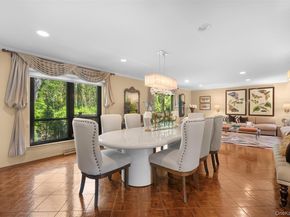 25 Windsor Gate Drive, North Hills NY 11040