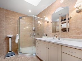 25 Windsor Gate Drive, North Hills NY 11040