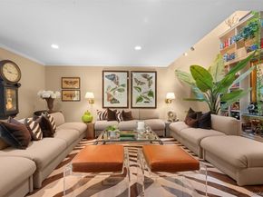25 Windsor Gate Drive, North Hills NY 11040