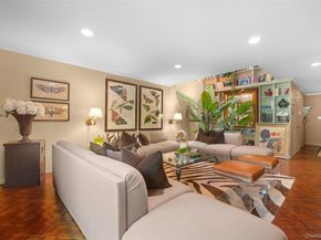 25 Windsor Gate Drive, North Hills NY 11040