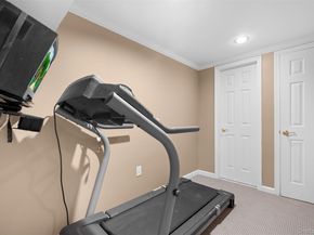 25 Windsor Gate Drive, North Hills NY 11040