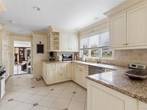 1 Glenby Lane, Brookville NY 11545