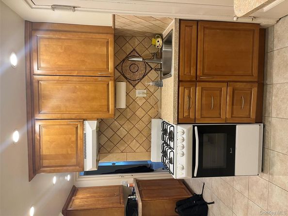 3224 Lafayette Avenue, Bronx NY 10465