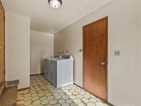 37 Century Trail, Harrison NY 10528