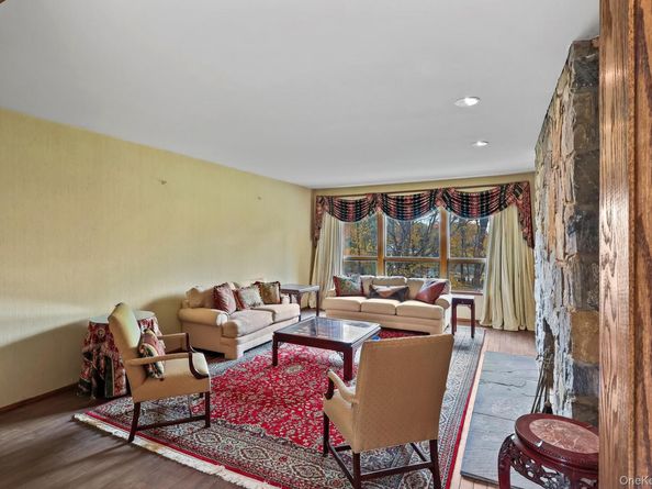 37 Century Trail, Harrison NY 10528