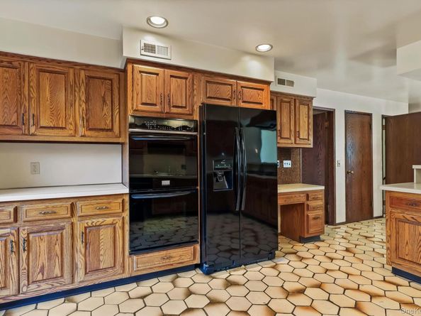 37 Century Trail, Harrison NY 10528