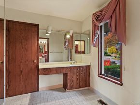 37 Century Trail, Harrison NY 10528