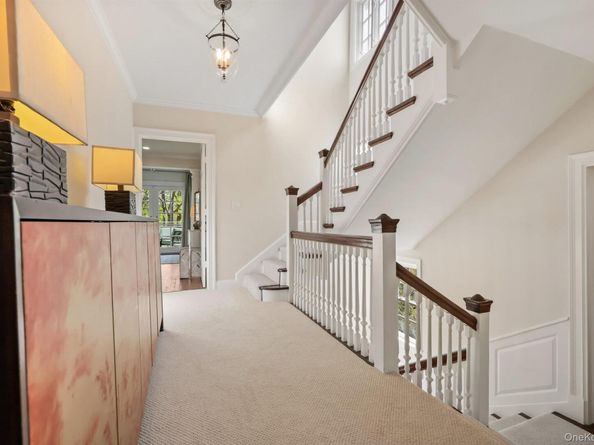 7 Plateau Circle W, Bronxville NY 10708