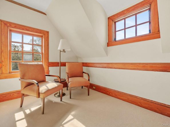 7 Plateau Circle W, Bronxville NY 10708