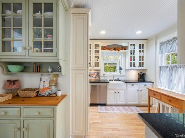 83 Sunnyside Drive, Yonkers NY 10705