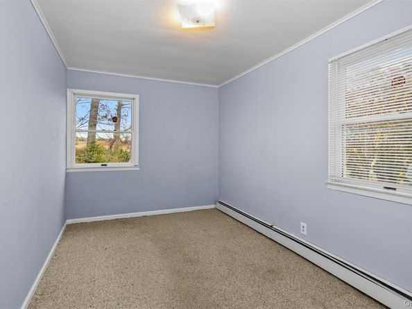 37 Pond Lane, Ridge NY 11961