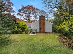 37 Pond Lane, Ridge NY 11961