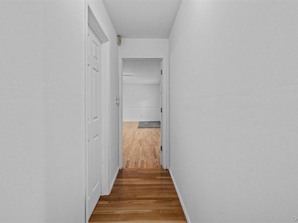 37 Pond Lane, Ridge NY 11961