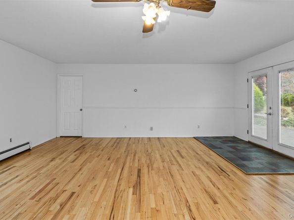 37 Pond Lane, Ridge NY 11961