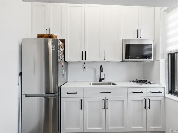 141 Woodmere 5C, Woodmere NY 11598