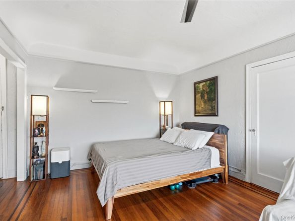 141 Woodmere 5C, Woodmere NY 11598