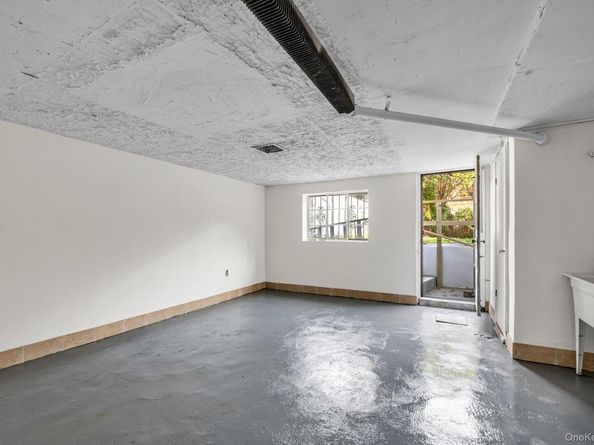 1276 Edison Avenue A, Bronx NY 10461