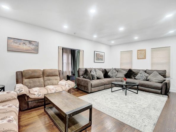 810 Wallace Avenue, Baldwin NY 11510