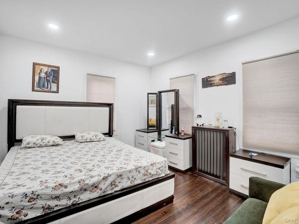 810 Wallace Avenue, Baldwin NY 11510