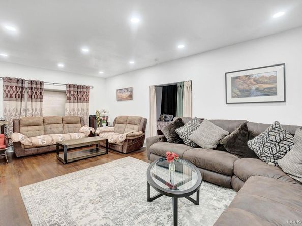 810 Wallace Avenue, Baldwin NY 11510