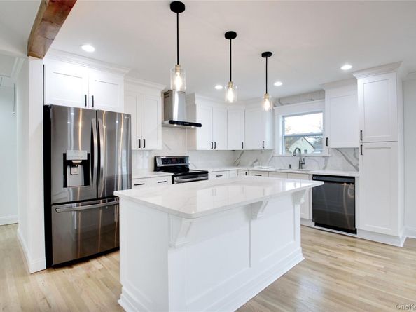 26 Norwich Street, Huntington Station NY 11746