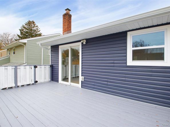 26 Norwich Street, Huntington Station NY 11746