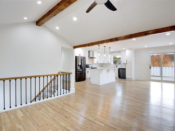 26 Norwich Street, Huntington Station NY 11746