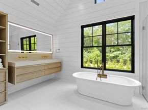 7 Rosemary Lane, Sag Harbor NY 11963