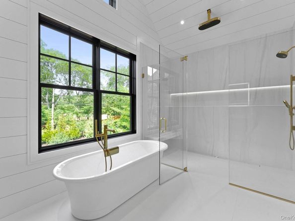 7 Rosemary Lane, Sag Harbor NY 11963