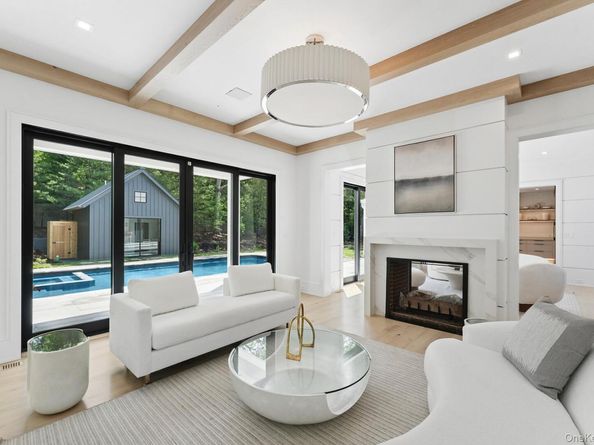 7 Rosemary Lane, Sag Harbor NY 11963