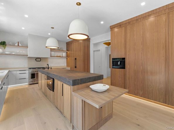 7 Rosemary Lane, Sag Harbor NY 11963