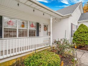 1 Monaco Court, Ronkonkoma NY 11779